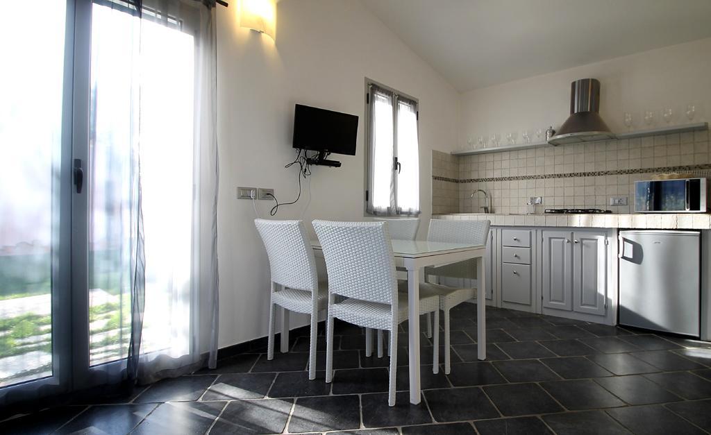 Casa Vacanze Gli Ulivi Borgomaro Екстериор снимка