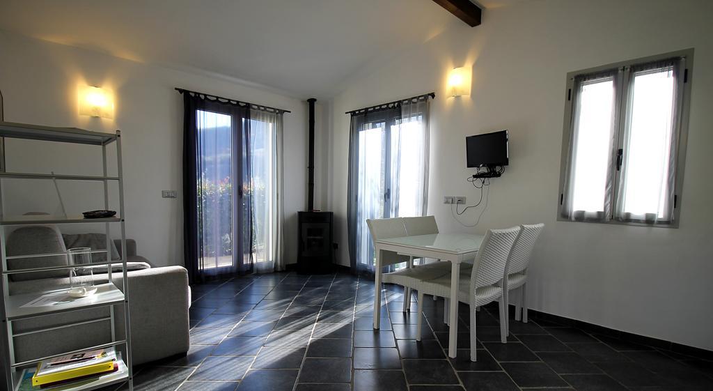 Casa Vacanze Gli Ulivi Borgomaro Екстериор снимка